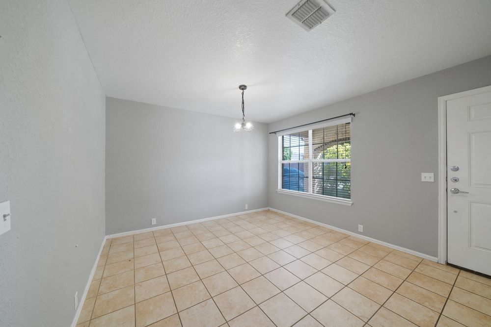 11147 Palomino Bluff, San Antonio TX 78245 property image