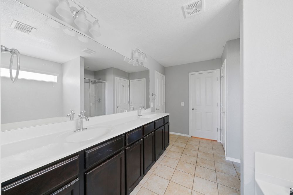 11147 Palomino Bluff, San Antonio TX 78245 property image