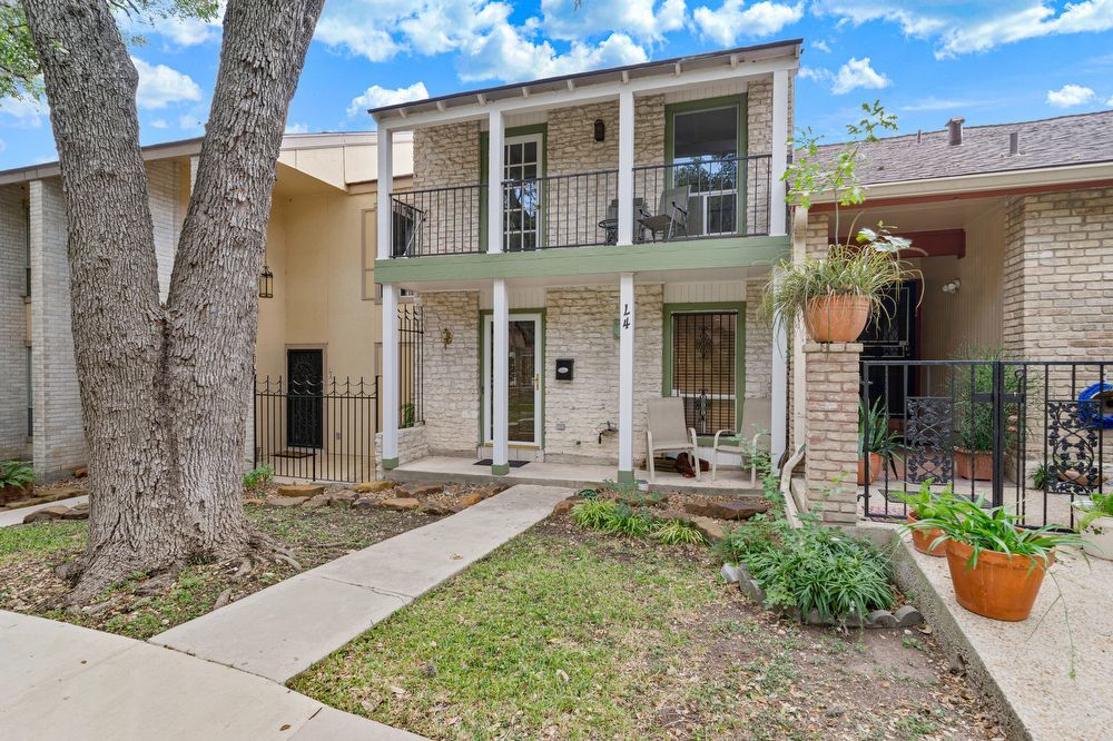 11303 Vance Jackson Rd #L4, San Antonio TX 78230 property image