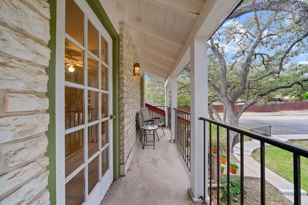 11303 Vance Jackson Rd #L4, San Antonio TX 78230 property image
