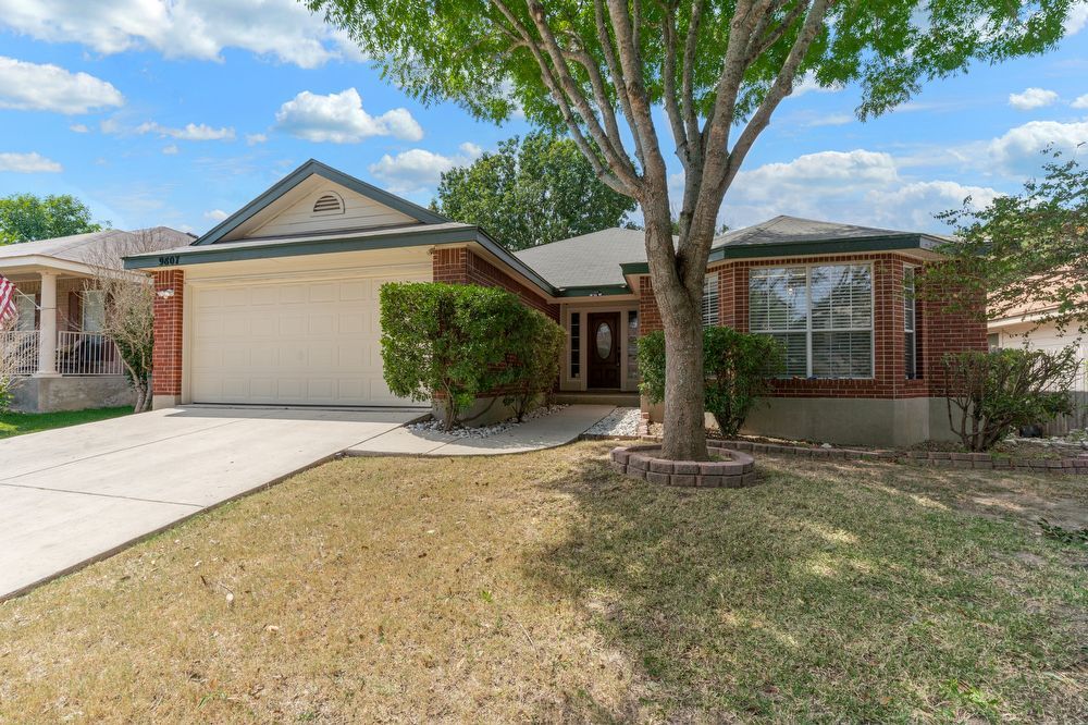 9807 Sandie Helotes, TX 78023 property image