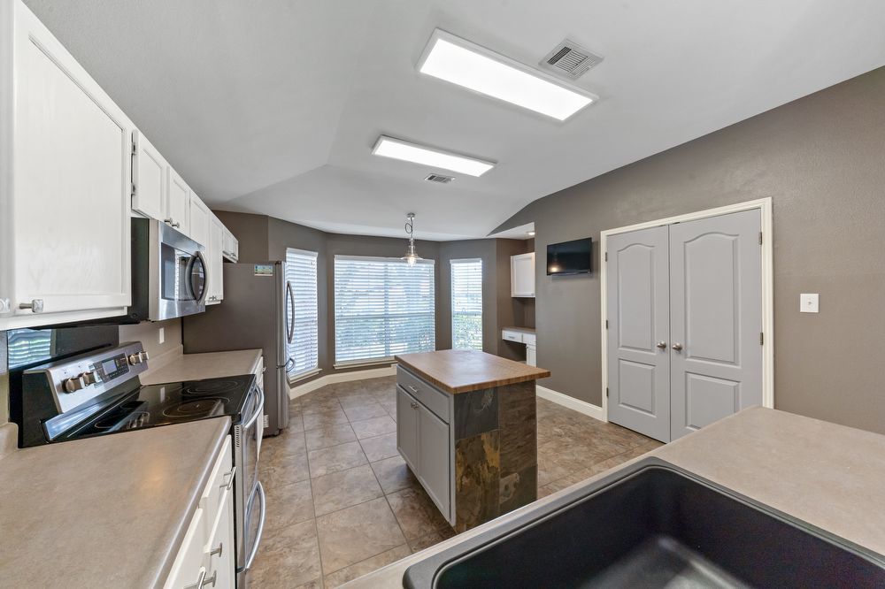 9807 Sandie Helotes, TX 78023 property image