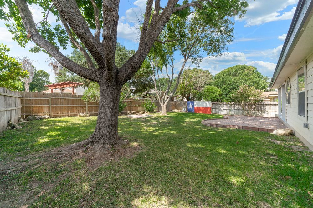 9807 Sandie Helotes, TX 78023 property image