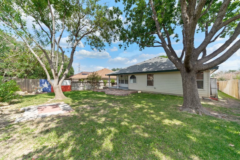 9807 Sandie Helotes, TX 78023 property image
