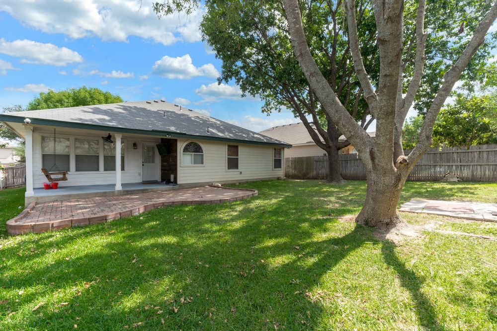 9807 Sandie Helotes, TX 78023 property image