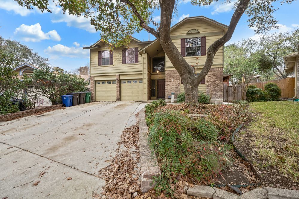 6302 Scrub Jay, San Antonio TX 78240 property image