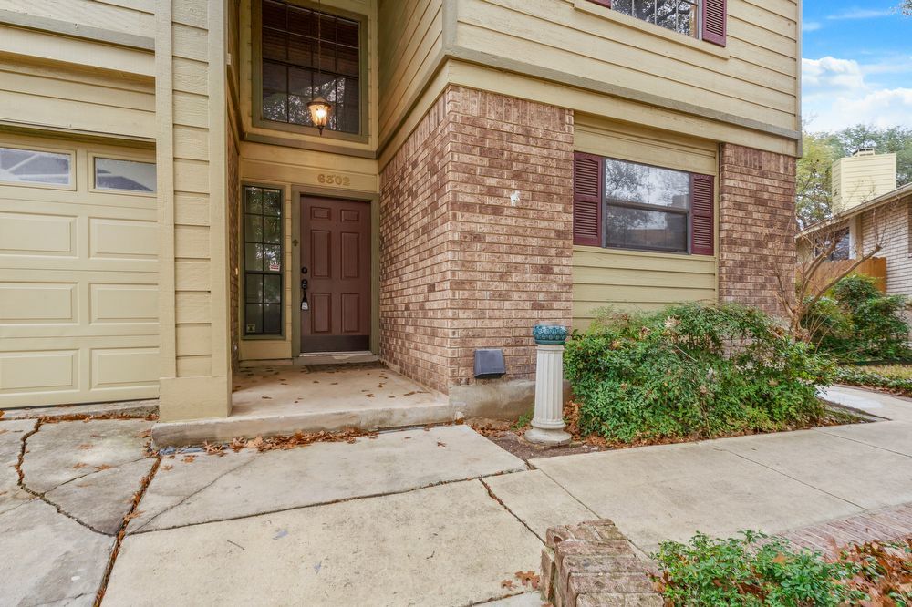 6302 Scrub Jay, San Antonio TX 78240 property image