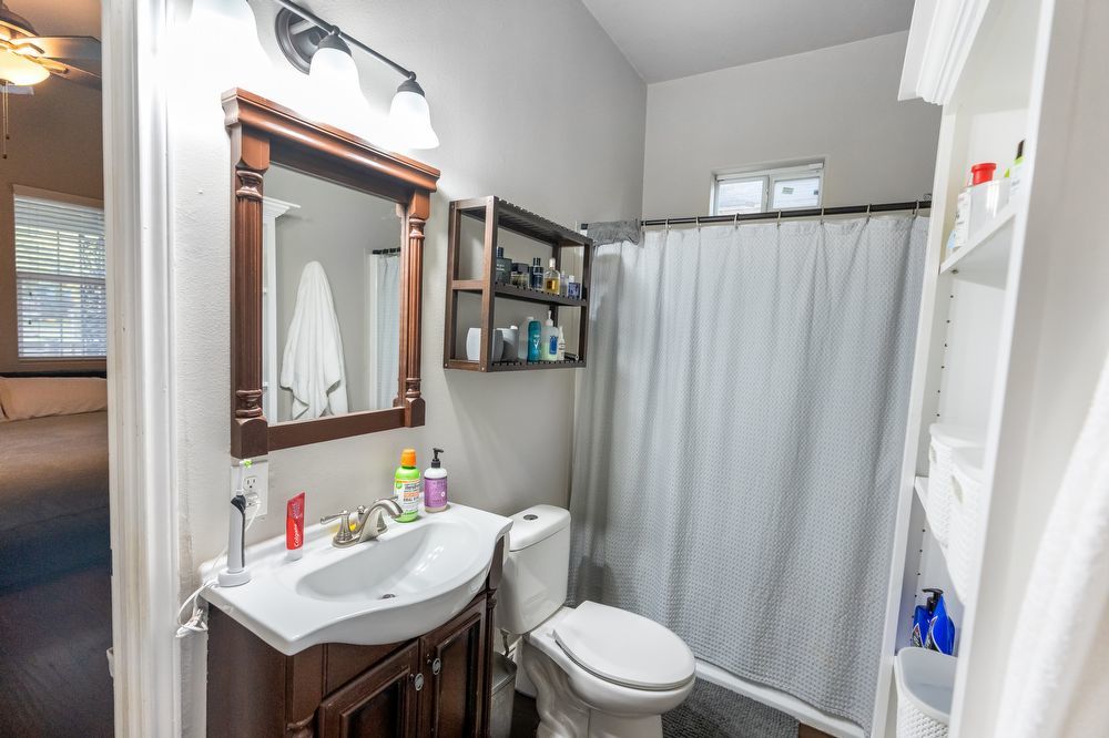 324 Sharer St, San Antonio TX 78208 property image