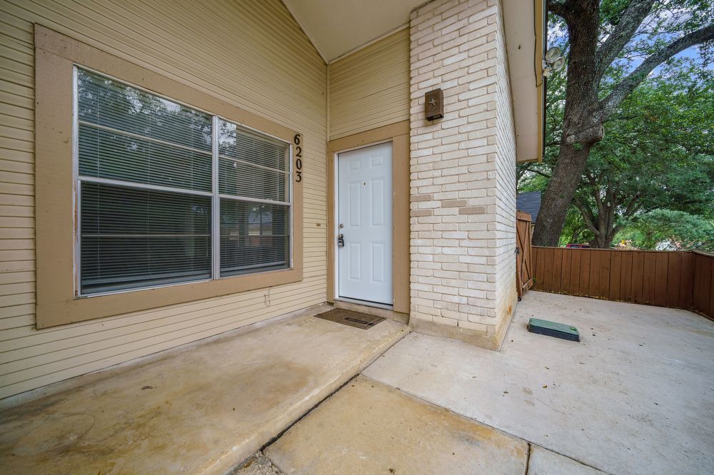 6203 Fox Creek San Antonio, TX 78247 property image