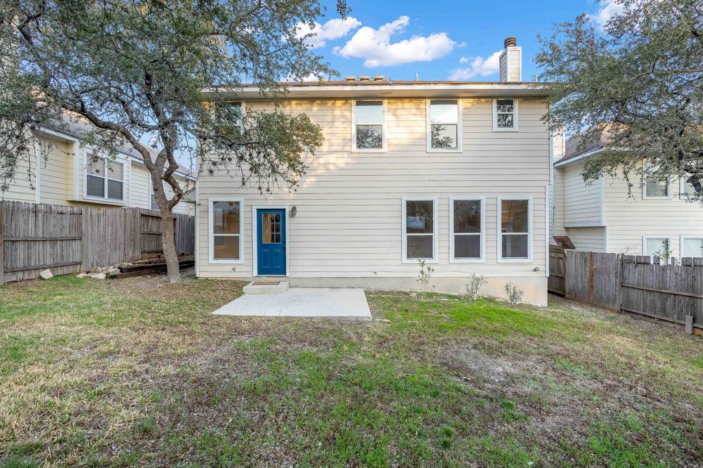 15821 Redwoods Manor, San Antonio TX 78247 property image