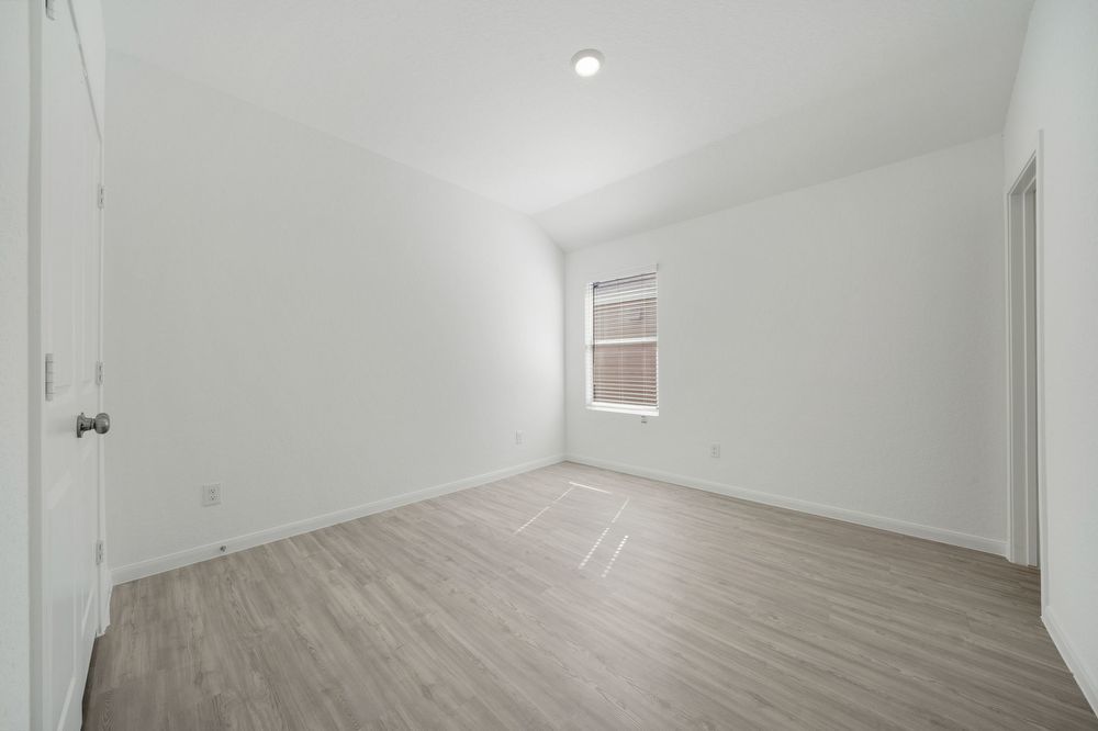 5822 Geronimo Way, Seguin TX 78155 property image