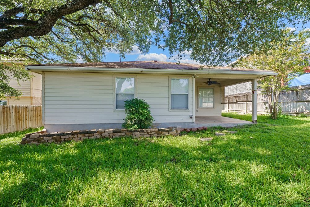 8207 Shooting Quail, San Antonio TX 78250 property image