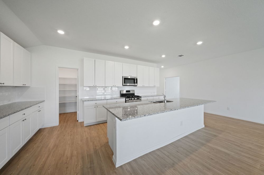 6635 Brandy Path, San Antonio TX 78253 property image