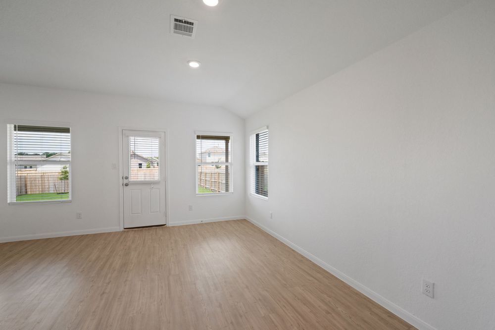 6635 Brandy Path, San Antonio TX 78253 property image