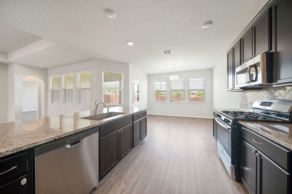 12567 Rothau Dr, Schertz TX 78154 property image