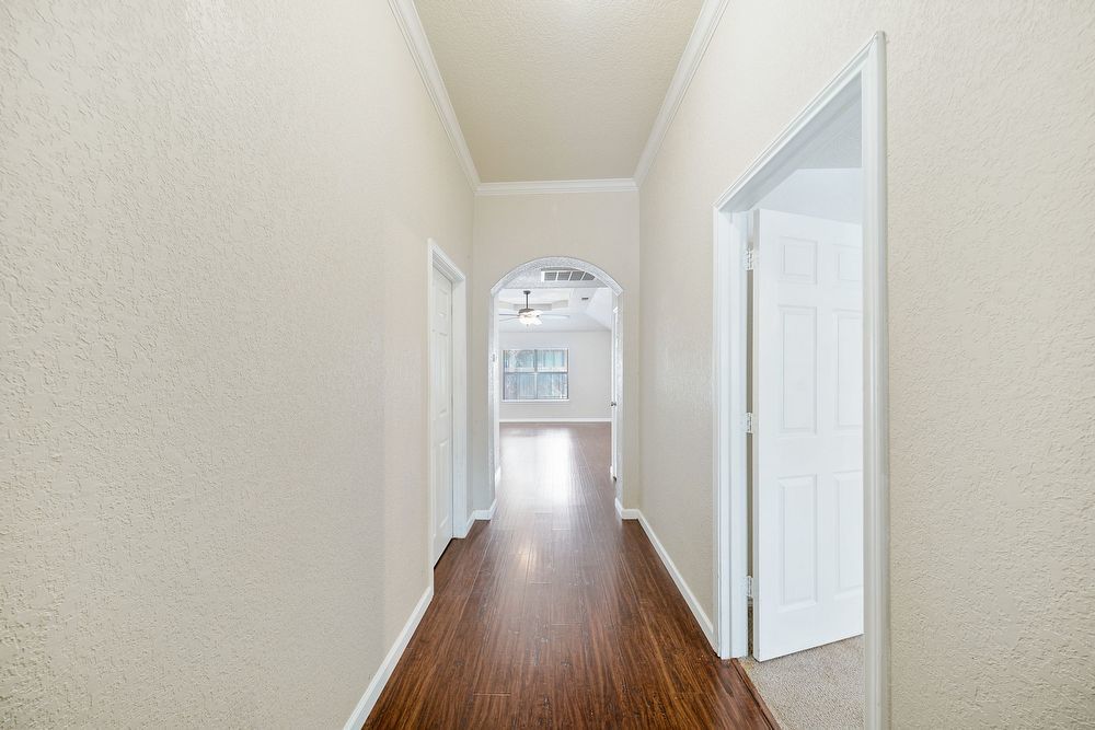 8230 Grissom Cir, San Antonio TX 78251 property image