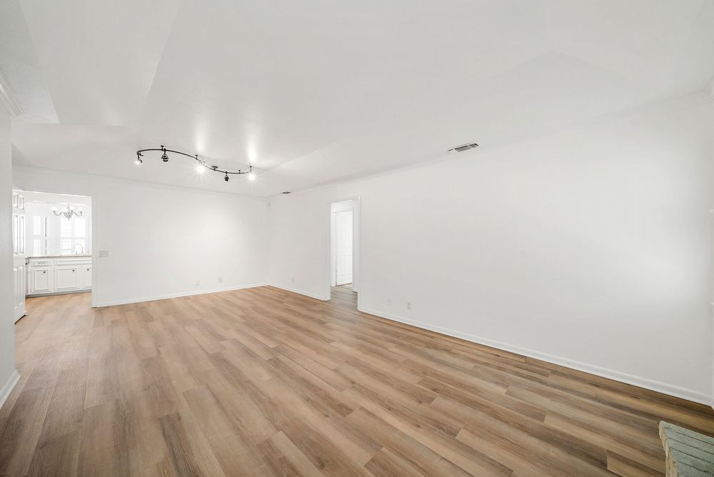 8415 Fredericksburg Rd #704, San Antonio TX 78229 property image