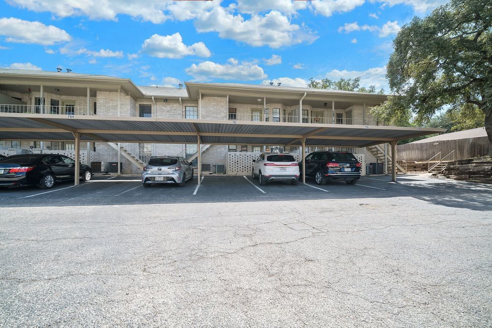 8415 Fredericksburg Rd #704, San Antonio TX 78229 property image