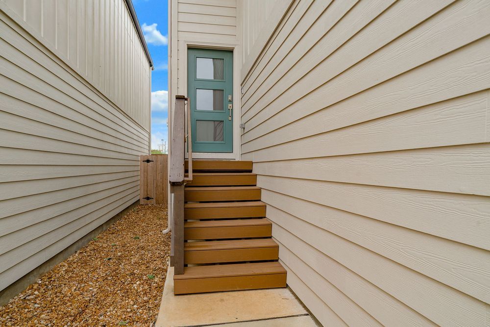 8851 Oakland Rd #19, San Antonio TX 78240 property image