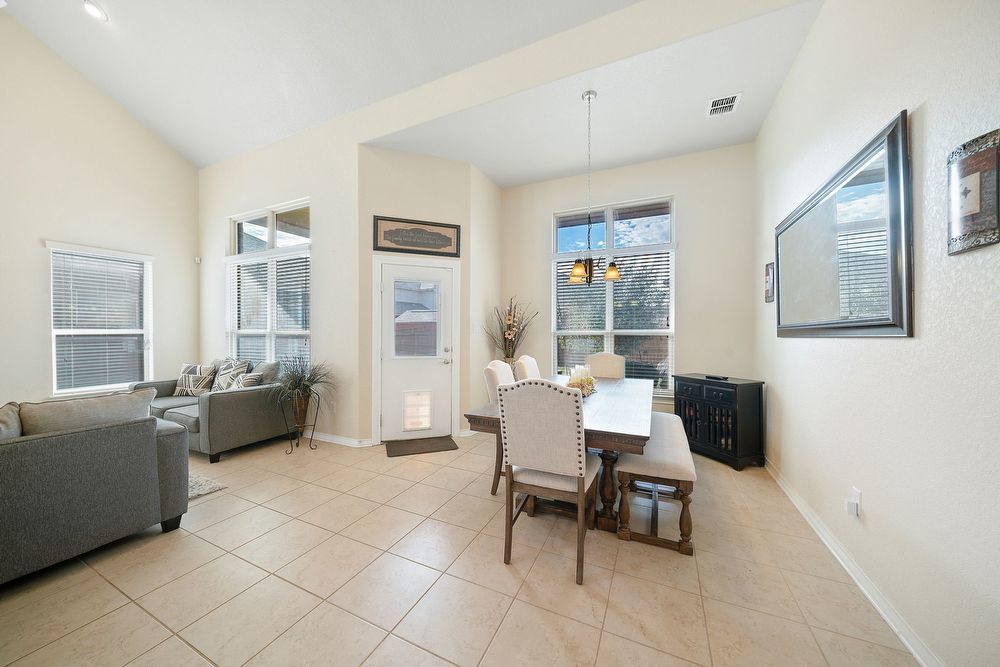 8211 High Noon Way, San Antonio TX 78254 property image
