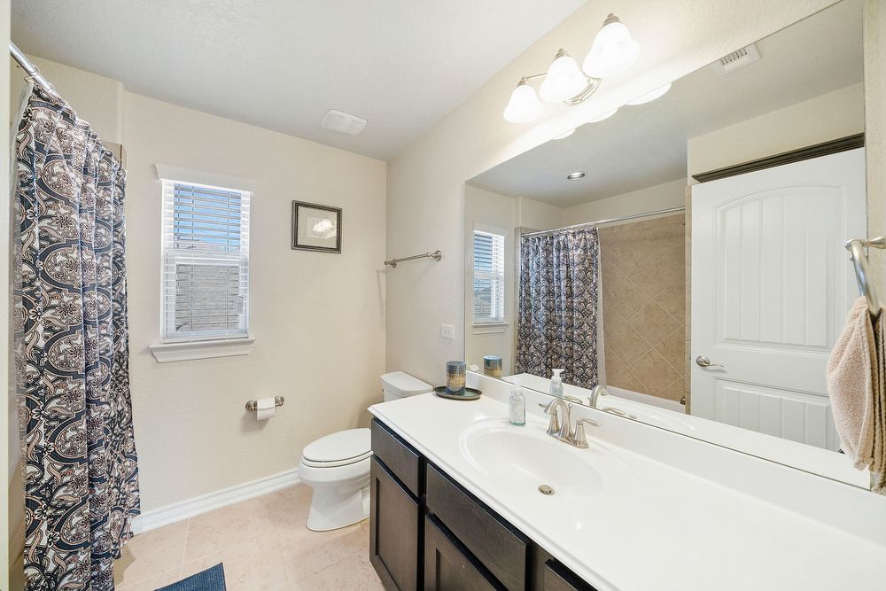 8211 High Noon Way, San Antonio TX 78254 property image