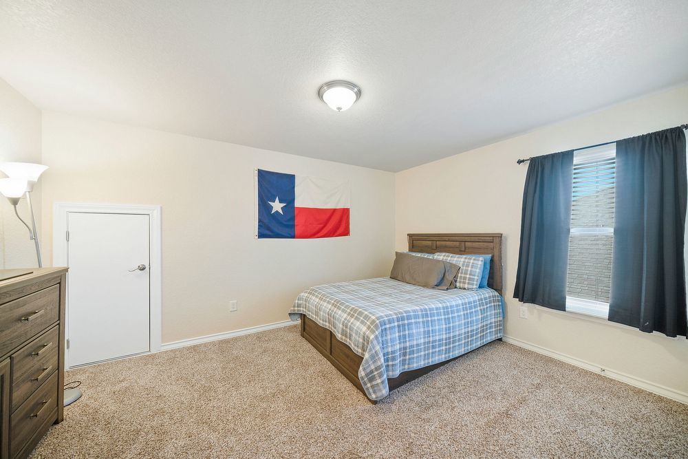 8211 High Noon Way, San Antonio TX 78254 property image