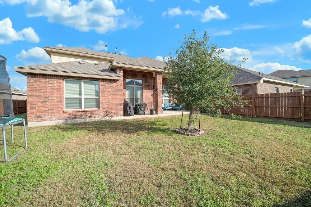 8211 High Noon Way, San Antonio TX 78254 property image