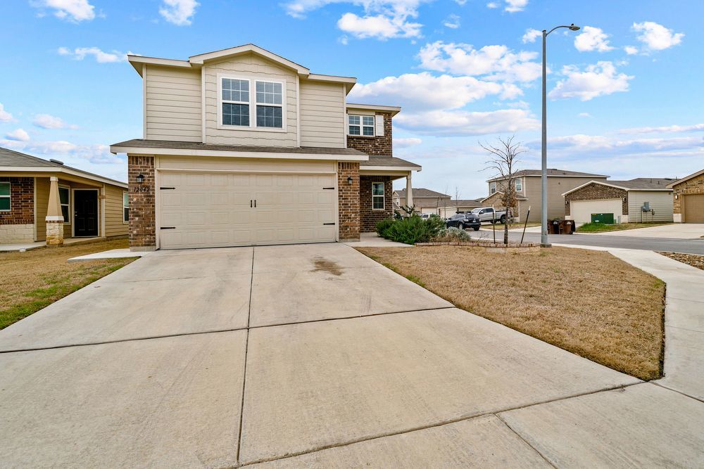12042 Silver Lgt, San Antonio TX 78254 property image