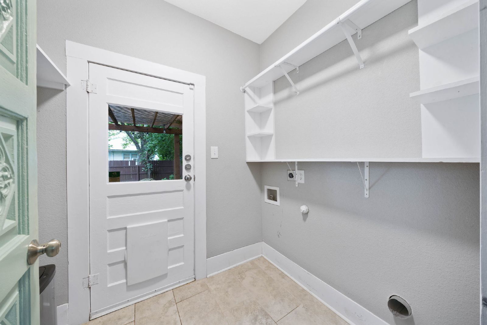 206 W High Ave, San Antonio TX 78210 property image