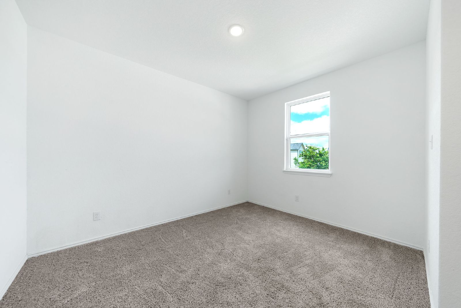 5306 Lisa Pt, St Hedwig TX 78152 property image