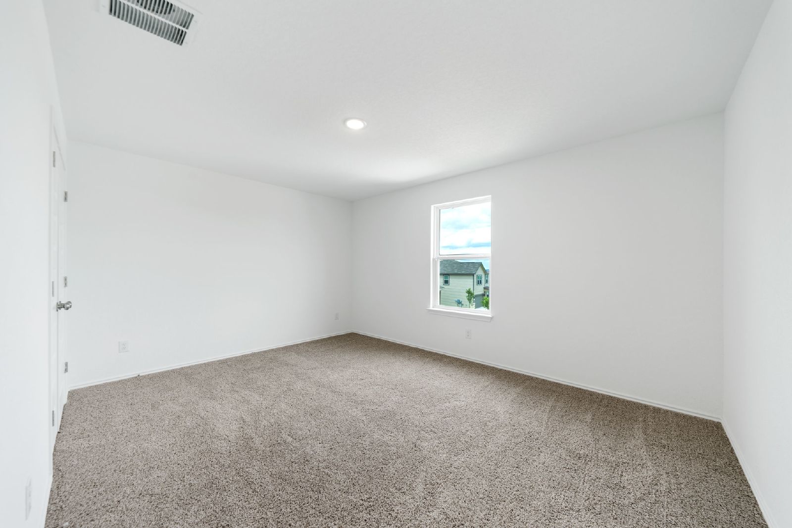 5306 Lisa Pt, St Hedwig TX 78152 property image