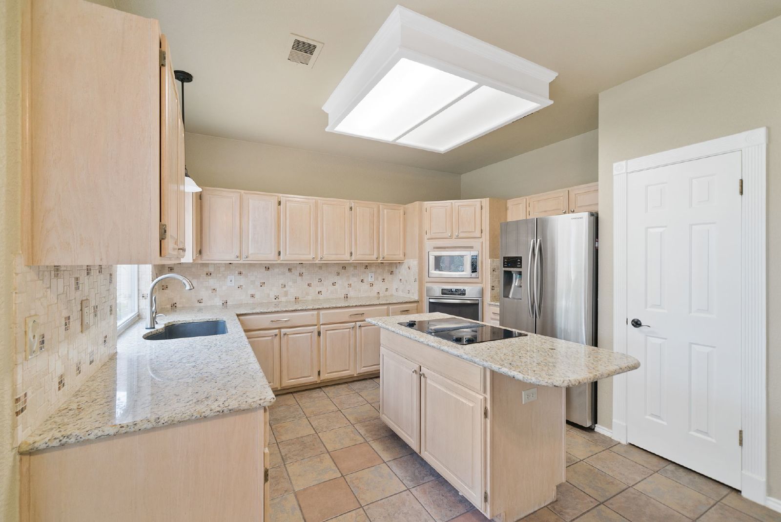 711 Arch Stone, San Antonio, TX 78258 property image