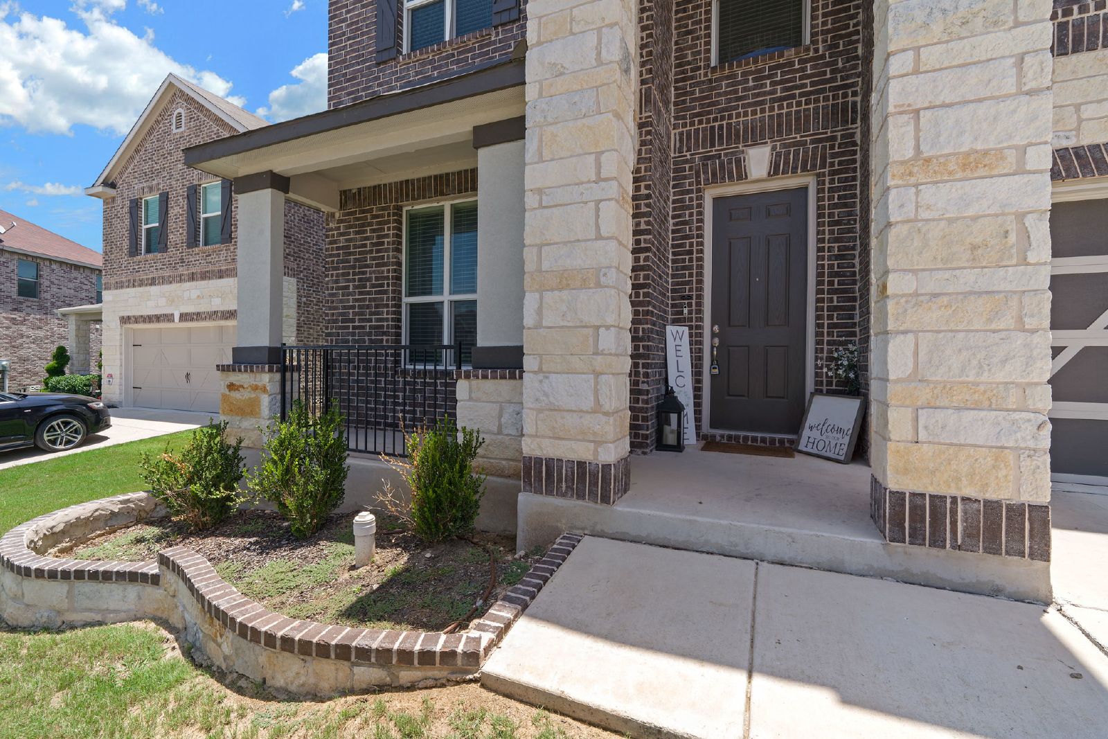 327 Carlito Cv, Universal City TX 78148 property image