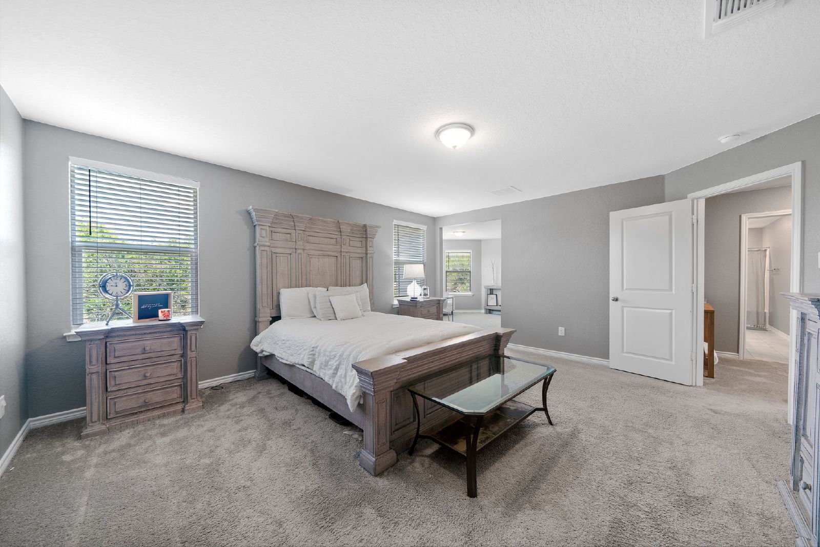 327 Carlito Cv, Universal City TX 78148 property image