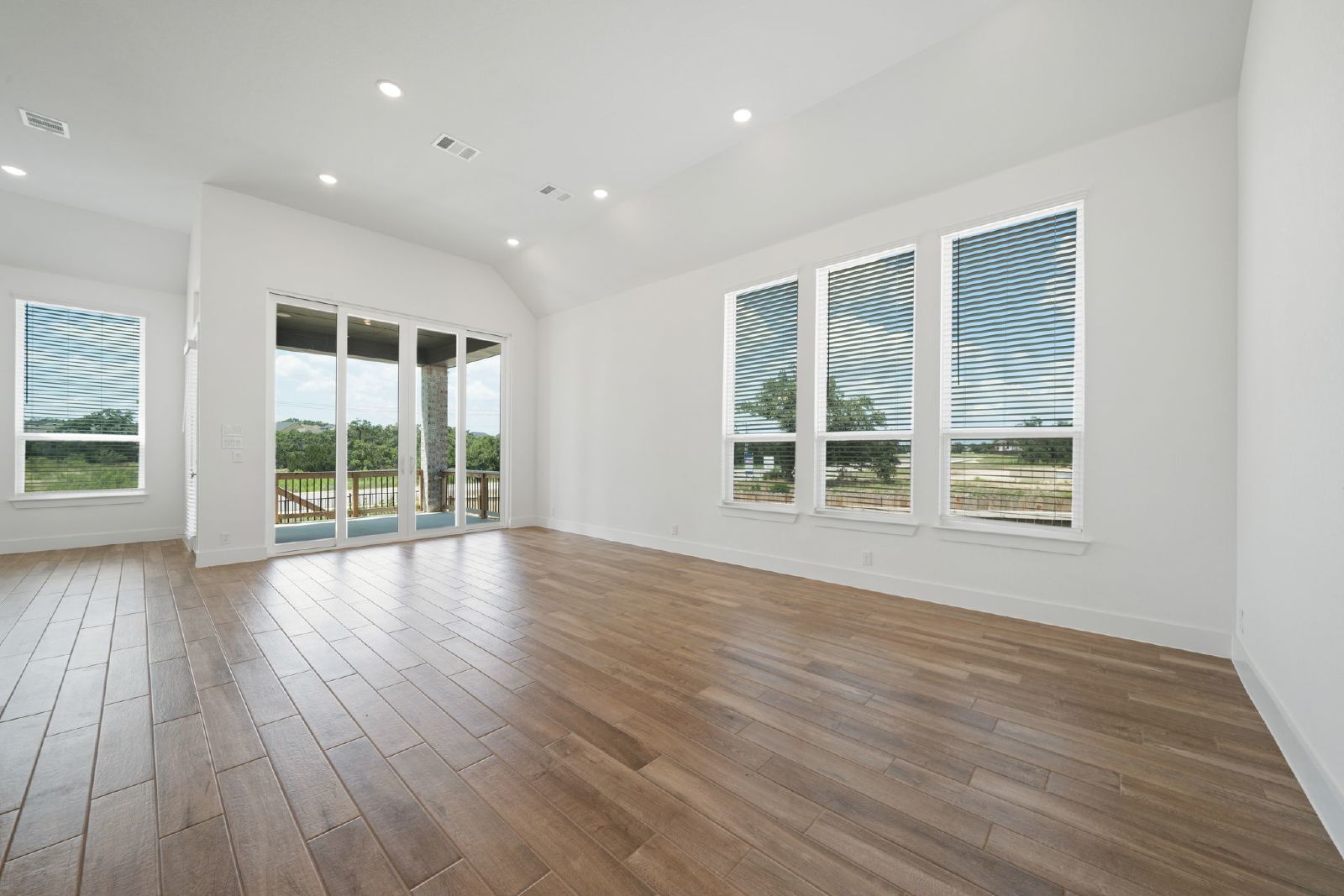 1414 Lytham Park, Bulverde TX 78163 property image