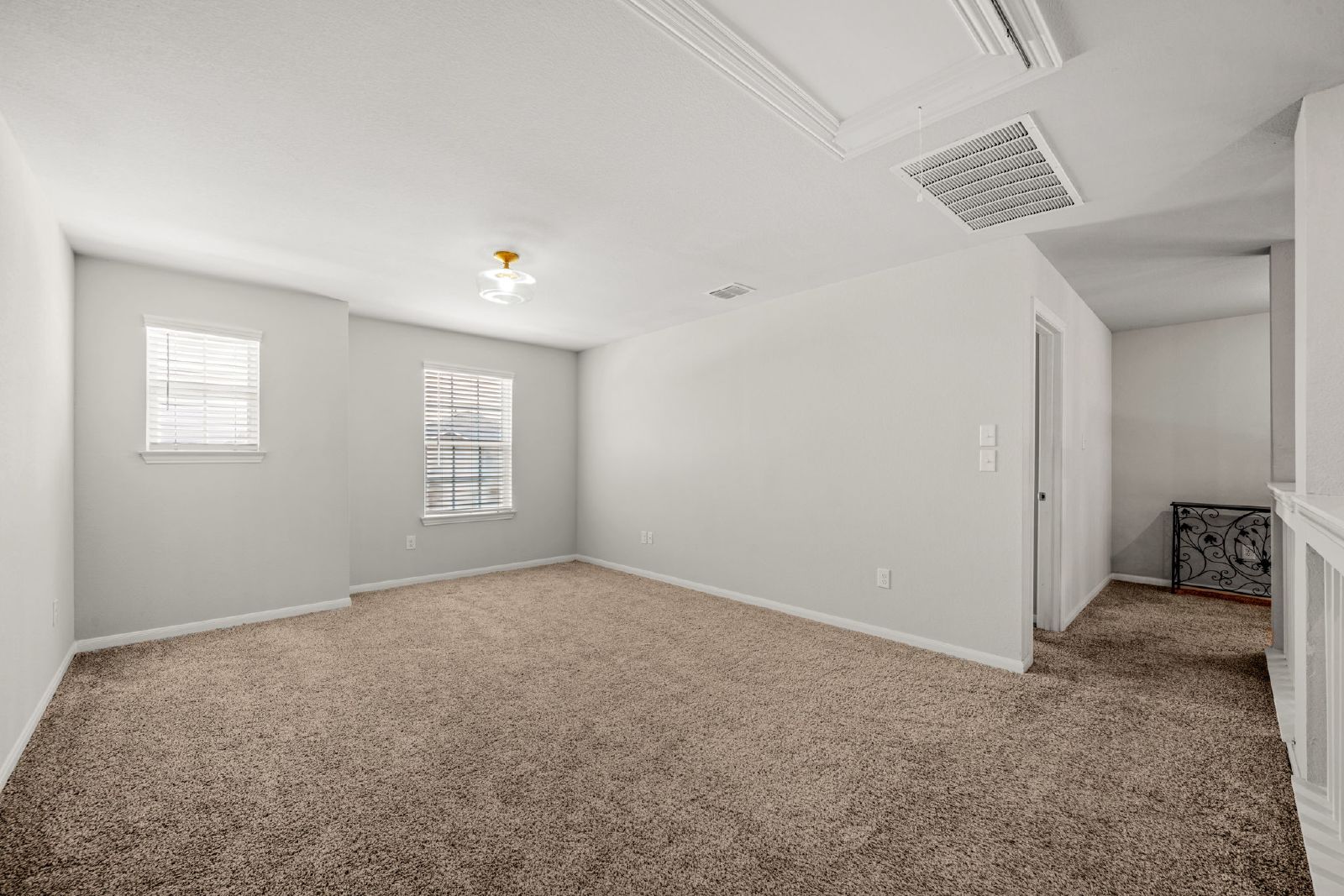 9119 Portobello Way, Converse TX 78109 property image