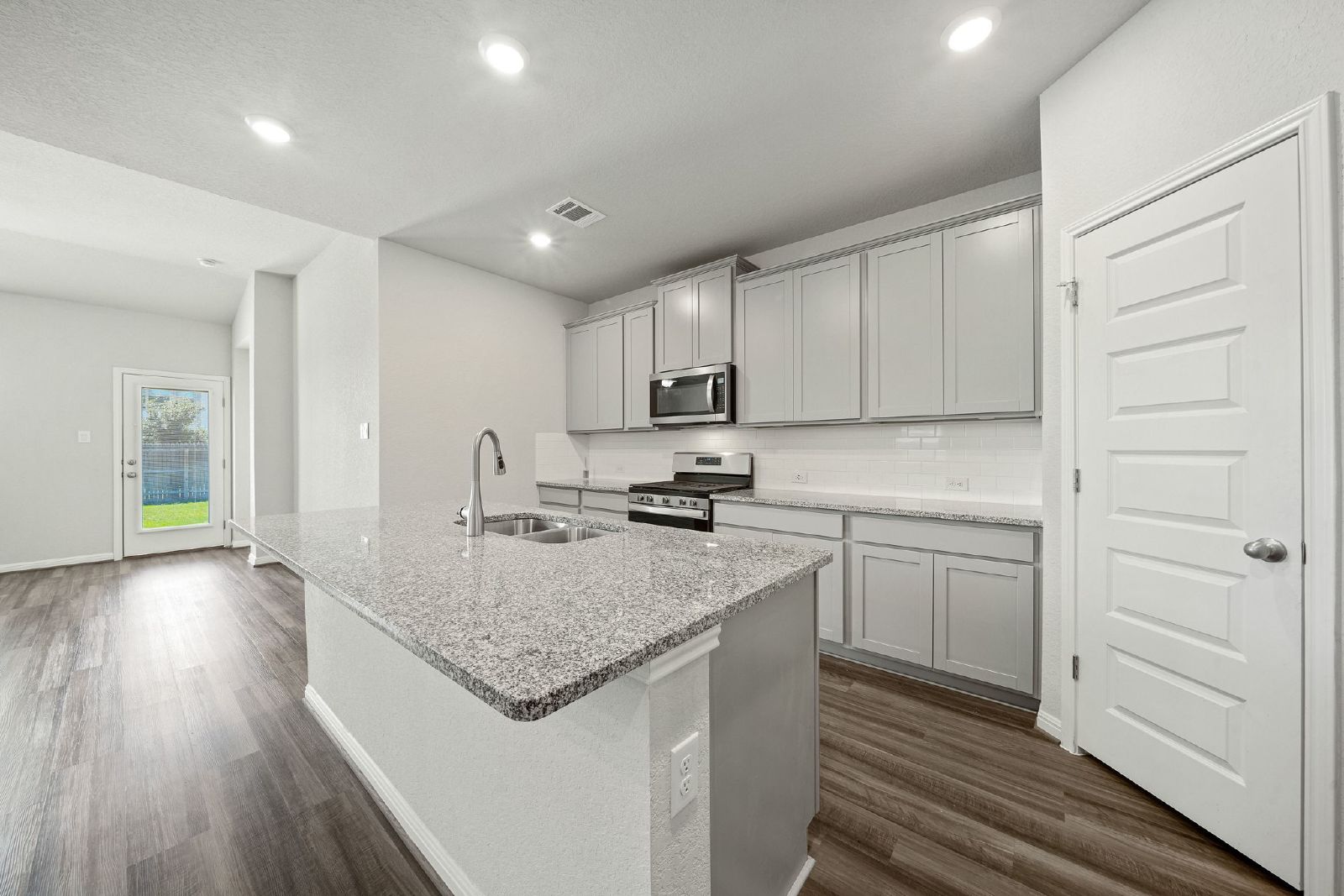 11636 Folsom Pass, San Antonio TX 78245 property image