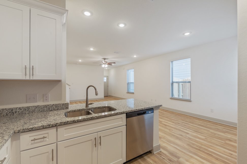 7612 Briarwood Pass #102, San Antonio TX 78252 property image