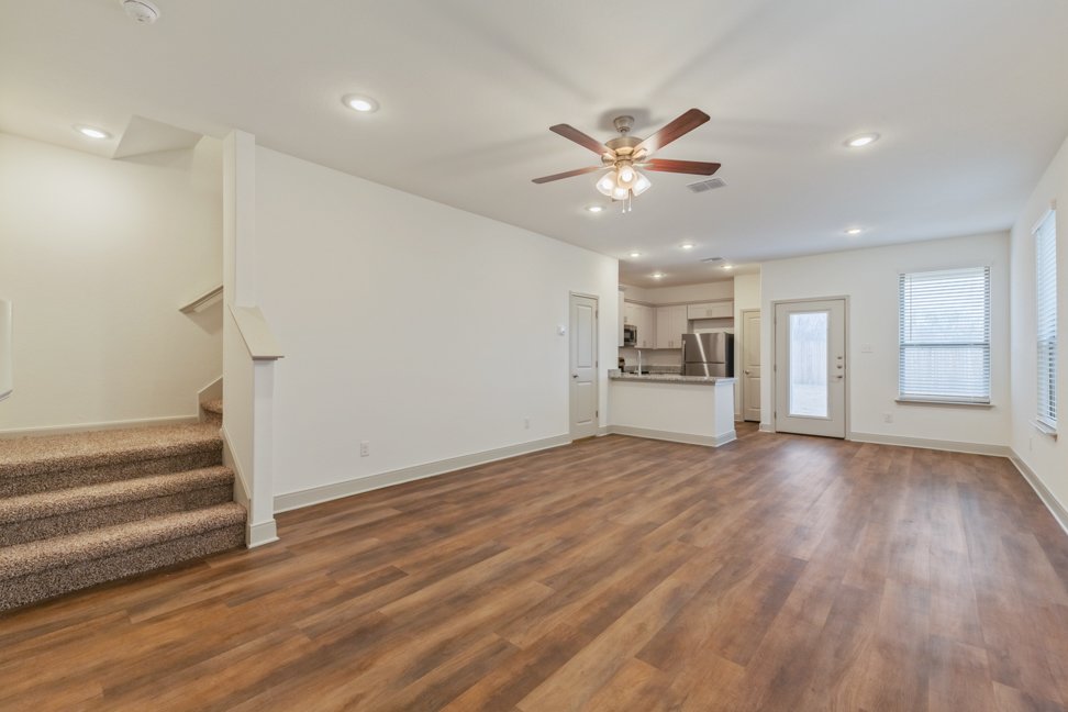 7612 Briarwood Pass #102, San Antonio TX 78252 property image