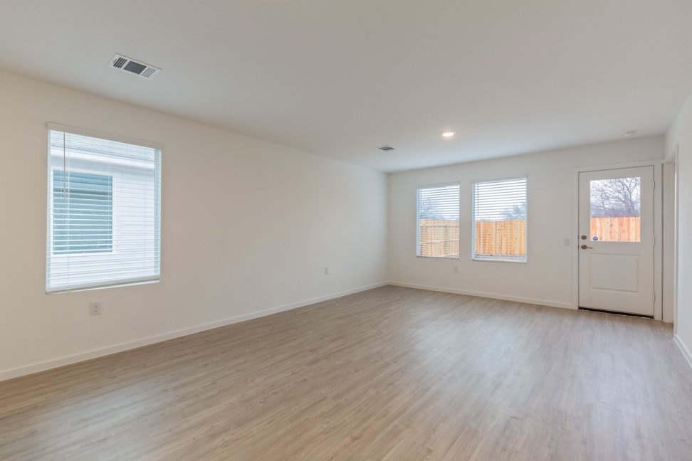 5750 Repeating Way, Von Ormy TX 78073 property image