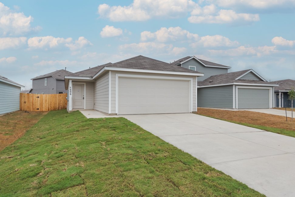 5606 Resistance, Seguin TX 78155 property image