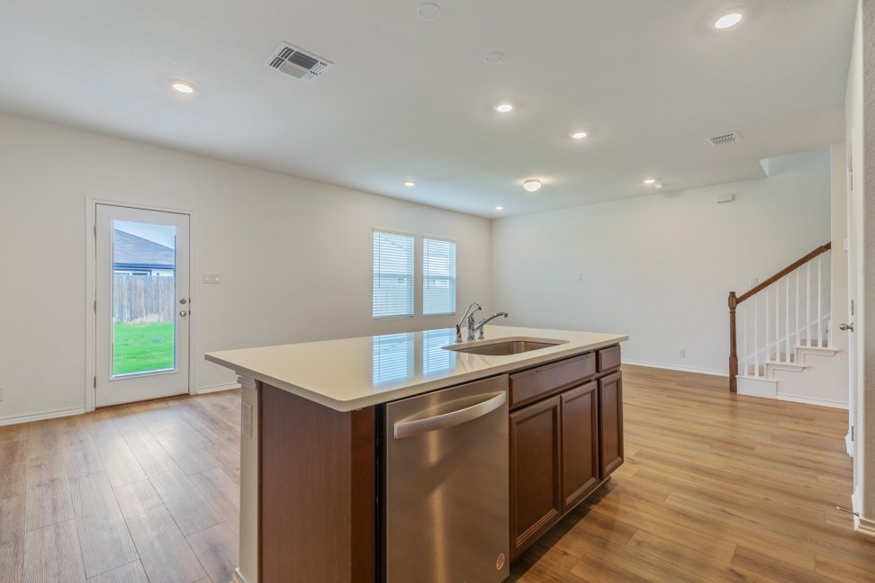 2565 Windle Ln, Seguin, TX 78155 property image