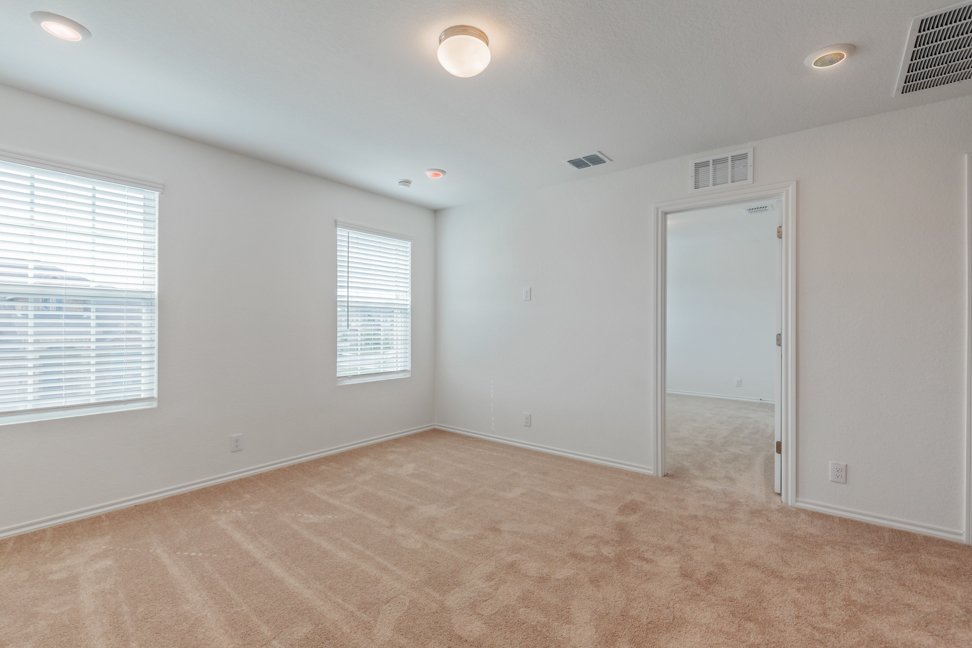2565 Windle Ln, Seguin, TX 78155 property image