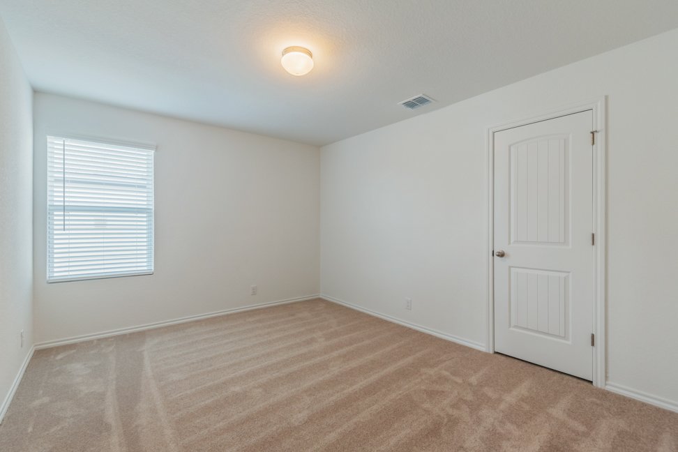 2565 Windle Ln, Seguin, TX 78155 property image