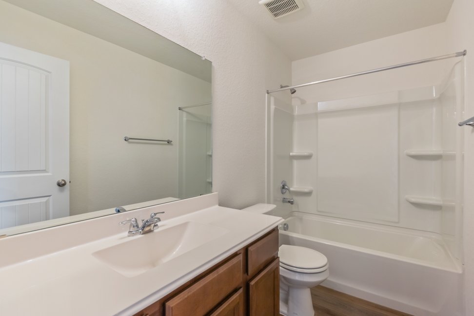 2565 Windle Ln, Seguin, TX 78155 property image