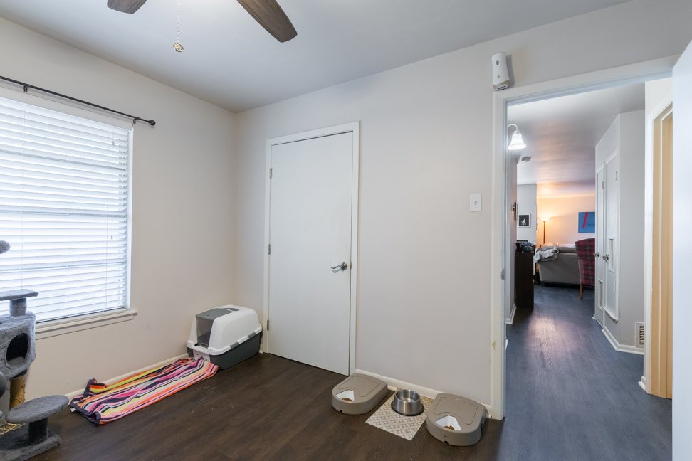 2123 E Lawndale Dr property image