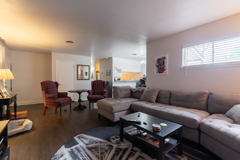 2123 E Lawndale Dr property image