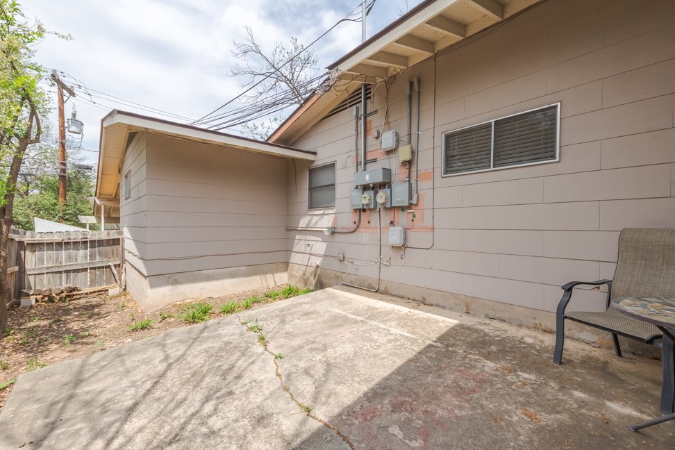 2123 E Lawndale Dr property image