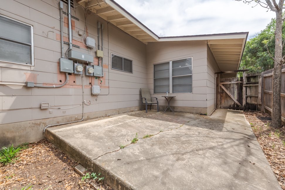 2123 E Lawndale Dr property image