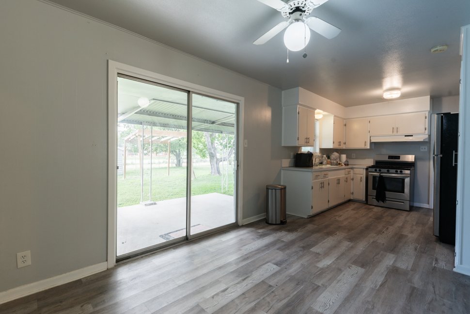 1835 Dellhaven Dr San Antonio, TX 78220 property image
